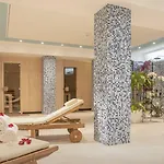 Szálloda Grand Palladium 4*