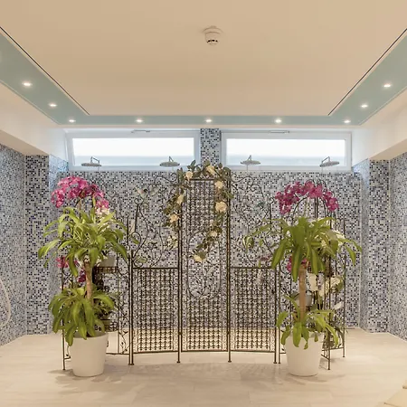 Grand Palladium Hotel 4*