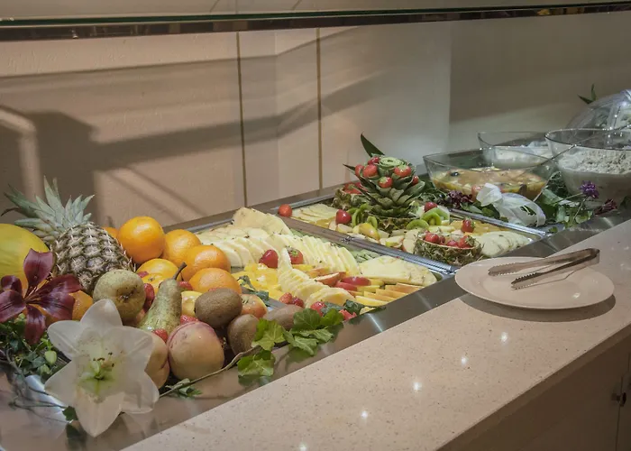 Grand Palladium Hotel 4*