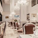 Grand Palladium Hotel