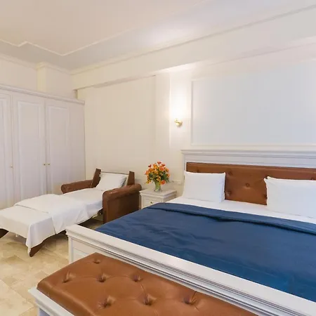 Hotel Grand Palladium 4*