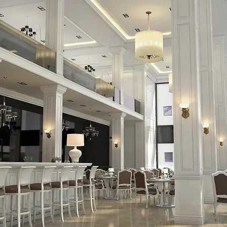 Hotel Grand Palladium 4*